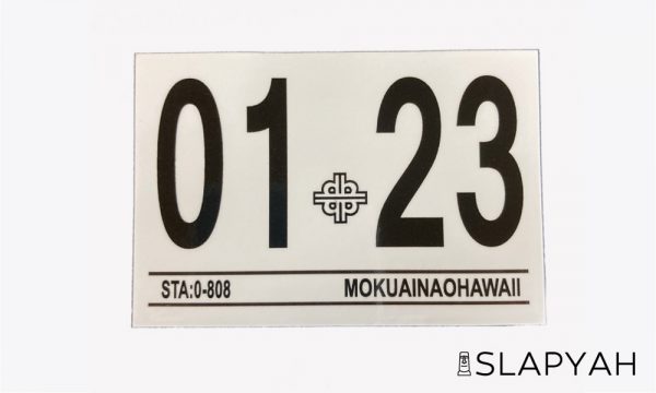 ハワイ仕様の車に スラップヤ